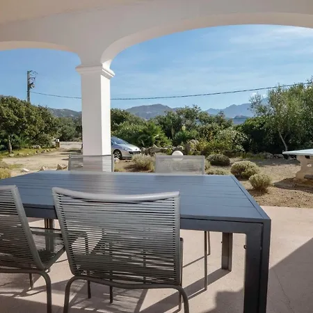 Ferienhaus Three-bedroom Holiday In Lumio
