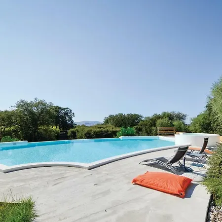 Three-bedroom Holiday In Lumio Ferienhaus *