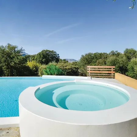 Ferienhaus Three-bedroom Holiday In Lumio Lumio (Corsica)
